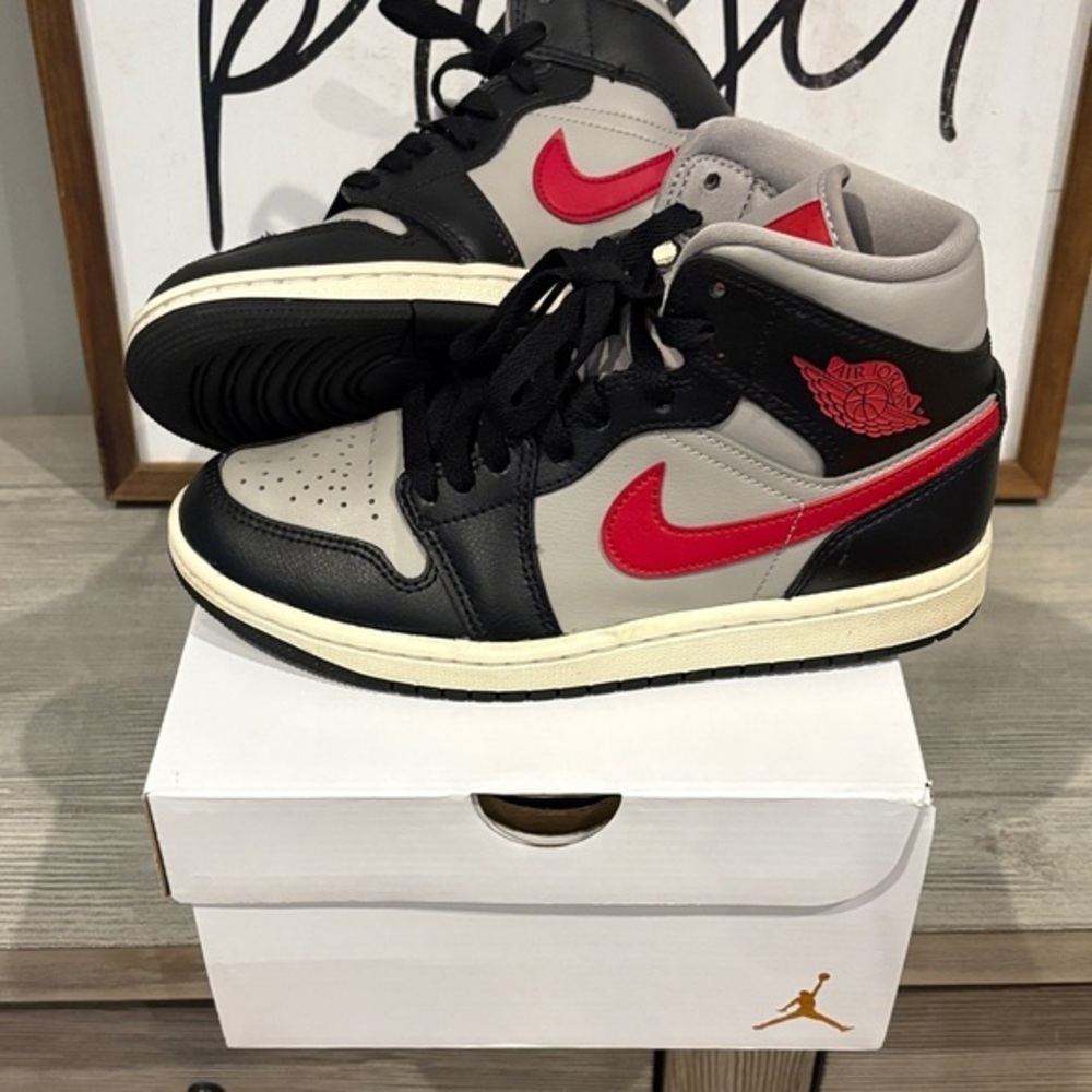 Women’s Air Jordan 1 Mid Black and Red Sneakers size 5.5/boys size 4